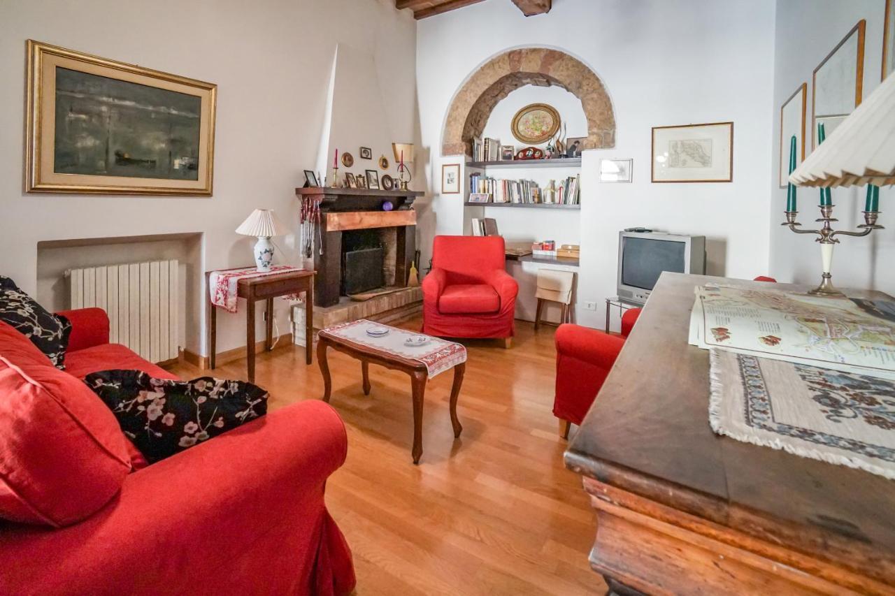 Ogni Finestra E Un Quadro - Appartamento Ad Asís Exterior foto