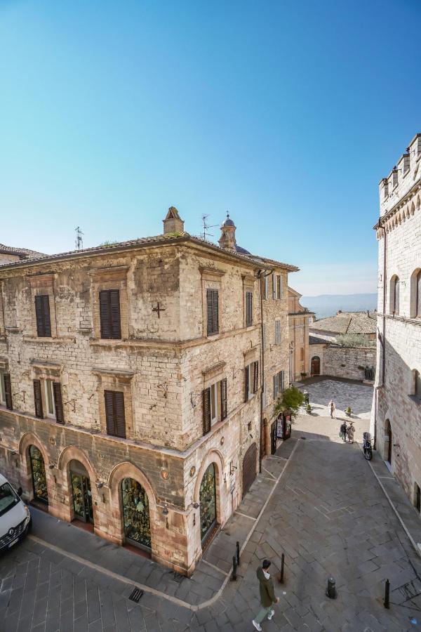 Ogni Finestra E Un Quadro - Appartamento Ad Asís Exterior foto